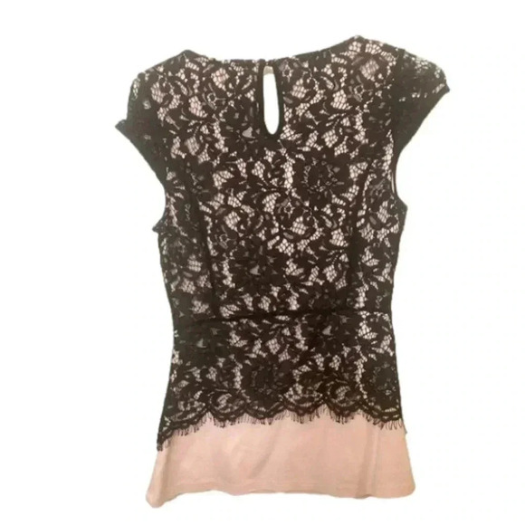 𝅺RICKI’S lace  shirt​​ - Picture 2 of 3